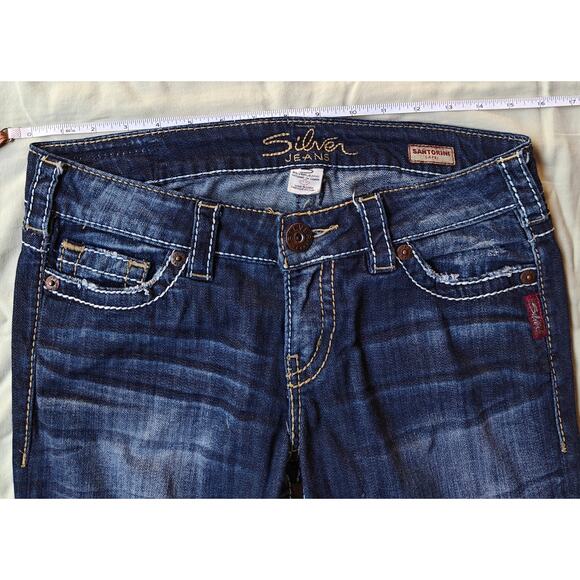 Silver Jeans Co. dark wash straight/bootcut Santorini Capri jeans - Picture 3 of 6